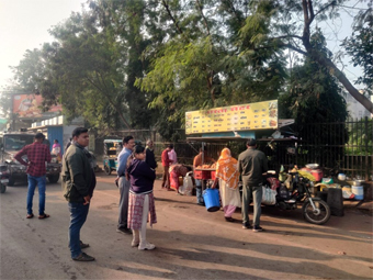 अवमानक एवं मिथ्याछाप खाद्य सामग्री ब्रिकी करने पर ढाबा संचालक पर लगाया गया 50 हजार रूपए का जुर्माना